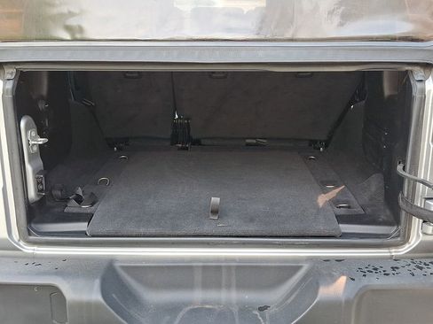 Used 2021 Jeep Wrangler Unlimited Sport image 27