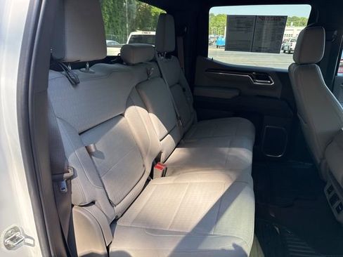 Used 2023 Chevrolet Silverado 1500 LT image 27