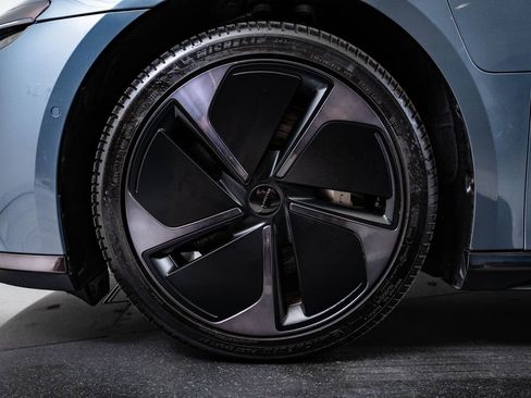 Used 2024 Lucid Air Pure RWD image 13