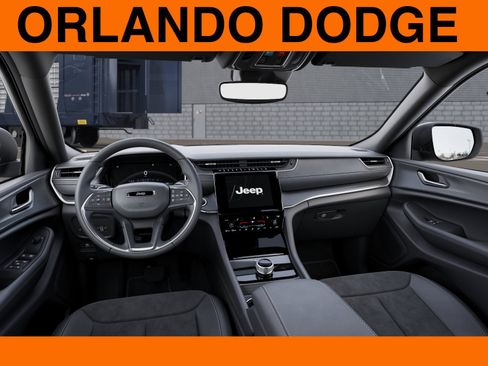 New 2025 Jeep Grand Cherokee L Altitude RWD image 14