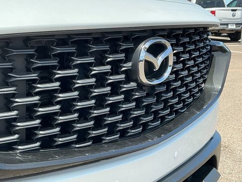 Used 2023 MAZDA CX-50 2.5 S w/ Preferred Plus Pkg AWD/4WD image 10