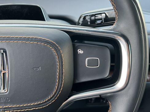 Certified 2025 Lincoln Navigator L Black Label image 17