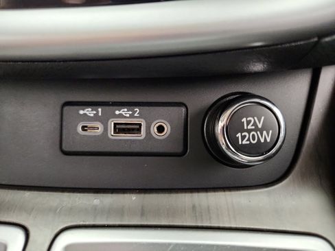 Used 2022 Nissan Murano Platinum w/ Cargo Package image 24