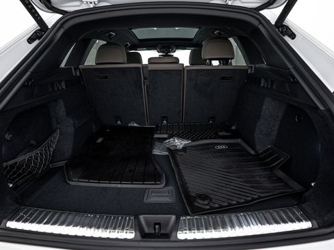 Used 2025 Audi Q5 Premium w/ Convenience Package AWD/4WD image 20