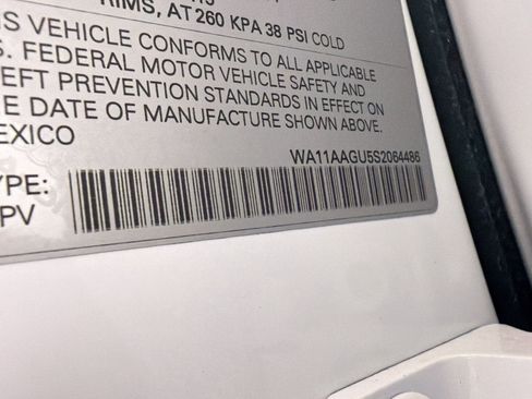Certified 2025 Audi Q5 Premium w/ Convenience Package AWD/4WD image 18