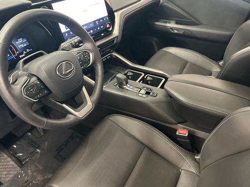 Used 2025 Lexus TX 350 AWD w/ Technology Package image 11