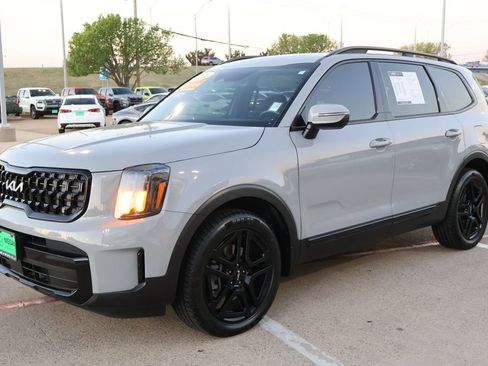 Used 2024 Kia Telluride EX X-Line image 3