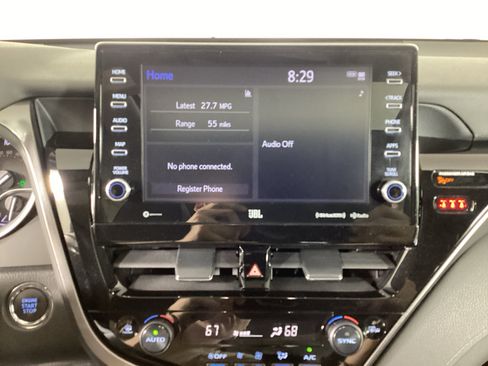 Used 2023 Toyota Camry XLE FWD image 28