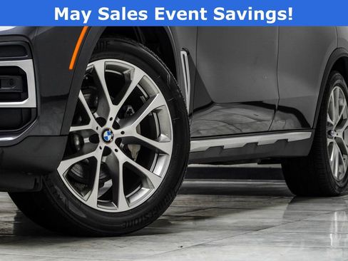 Used 2023 BMW X5 xDrive40i AWD/4WD image 2
