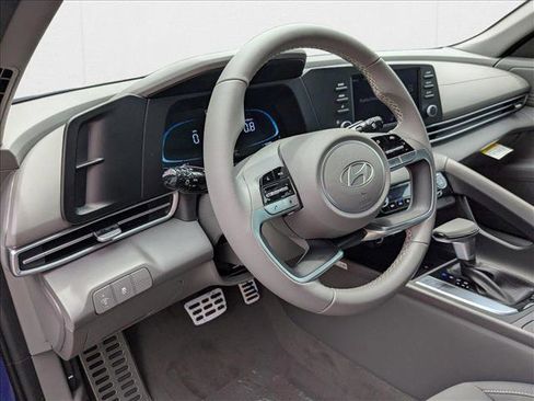 New 2025 Hyundai Elantra Sport image 3