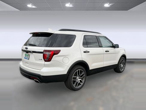 Used 2017 Ford Explorer Sport image 7