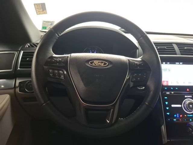 Used 2018 Ford Explorer Limited w/ Equipment Group 301A FWD image 24