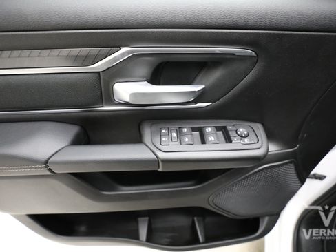 New 2026 RAM 1500 Big Horn AWD/4WD image 18