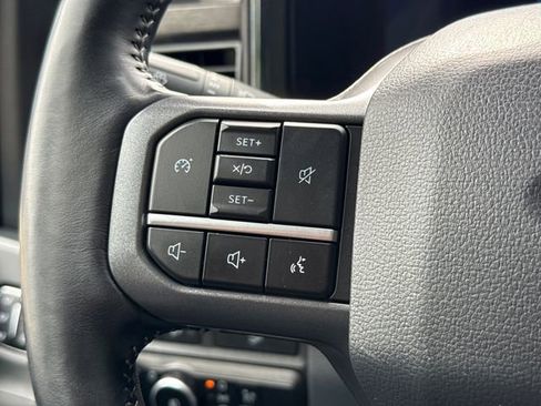 Used 2024 Ford F250 Lariat w/ Sport Appearance Package AWD/4WD image 28