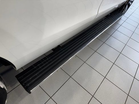 Used 2020 Ford Expedition Platinum image 45