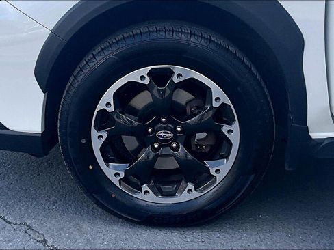 Used 2021 Subaru Crosstrek 2.0i Premium w/ Moonroof Package AWD/4WD image 17