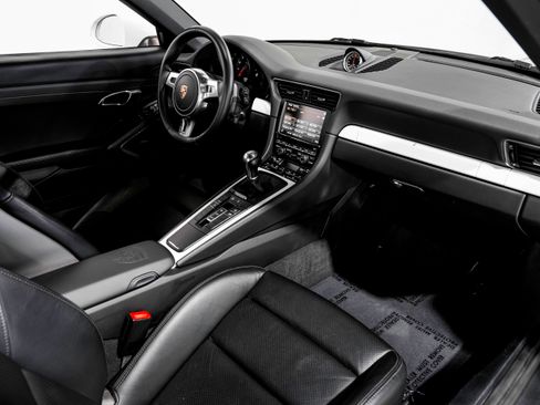 Used 2014 Porsche 911 Carrera image 30