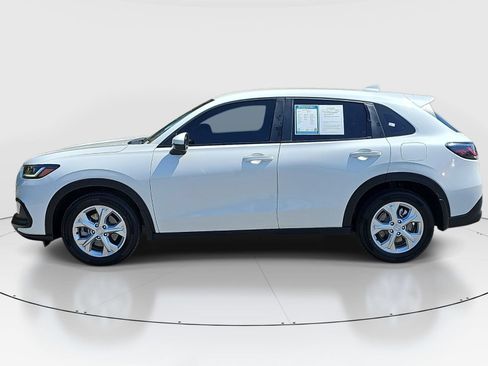 Used 2023 Honda HR-V LX image 8