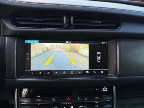 Used 2016 Jaguar XF S AWD/4WD image 13