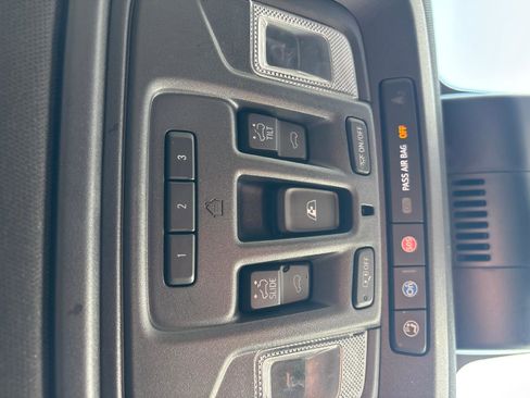 Used 2022 GMC Sierra 1500 AT4 w/ AT4 Premium Package image 31