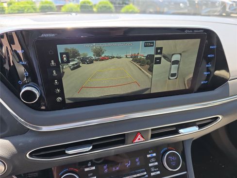 Certified 2022 Hyundai Sonata Limited w/ Preferred Accessory Package FWD image 22