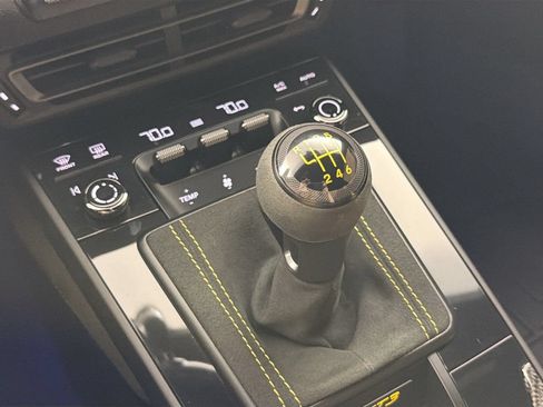 Used 2022 Porsche 911 GT3 RWD image 17