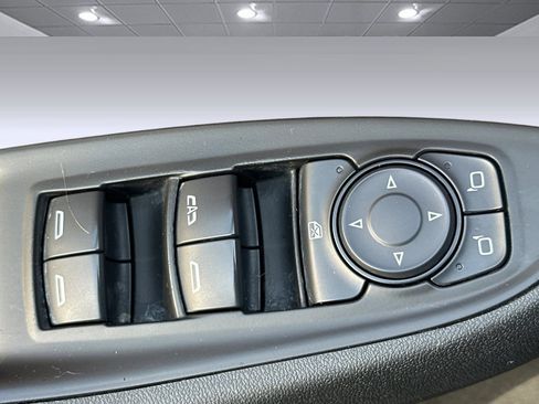 Used 2017 Chevrolet Volt Premier w/ Driver Confidence II Package image 13