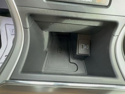 Certified 2022 Ford Edge SEL w/ Convenience Package image 17