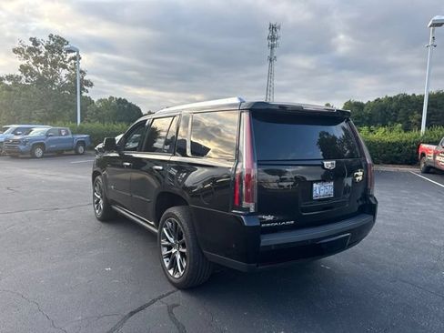 Used 2020 Cadillac Escalade Premium Luxury w/ Escalade Sport Edition RWD image 7