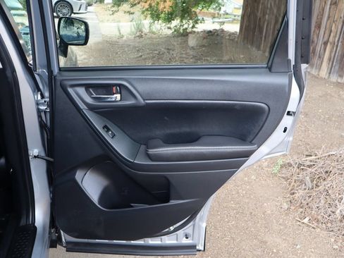Used 2015 Subaru Forester 2.0XT Premium AWD/4WD image 25