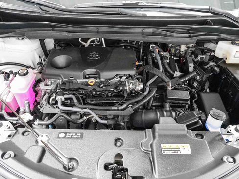 Certified 2024 Toyota Sienna XSE FWD image 28