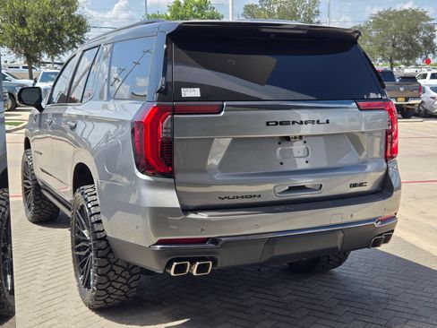 New 2026 GMC Yukon Denali Ultimate AWD/4WD image 5