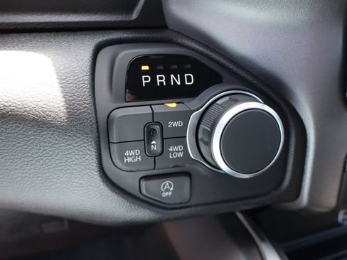New 2026 RAM 1500 Express AWD/4WD image 19