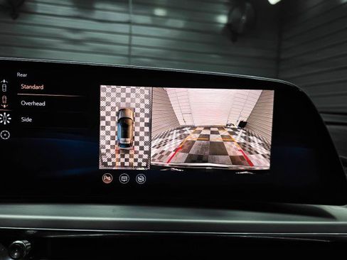 Used 2024 Cadillac Lyriq Luxury RWD image 30
