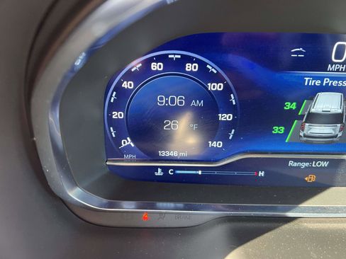 Certified 2024 Chevrolet Suburban RST w/ Luxury Package image 29