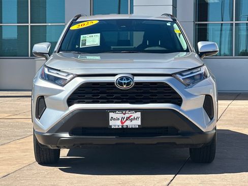 Used 2025 Toyota RAV4 XLE AWD/4WD image 10