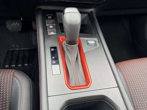 New 2026 Nissan Kicks SR w/ Cold Weather Package FWD image 23