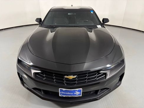 Used 2023 Chevrolet Camaro LT image 4