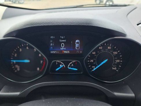 Used 2018 Ford Escape Titanium w/ Ford Safe & Smart Package AWD/4WD image 13