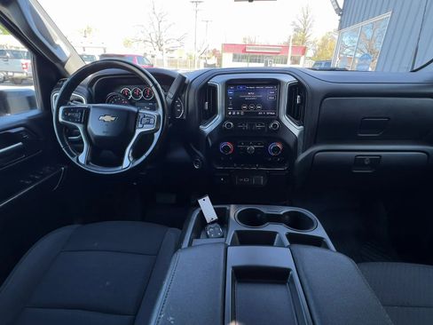 Used 2023 Chevrolet Silverado 2500 LT w/ Convenience Package image 16