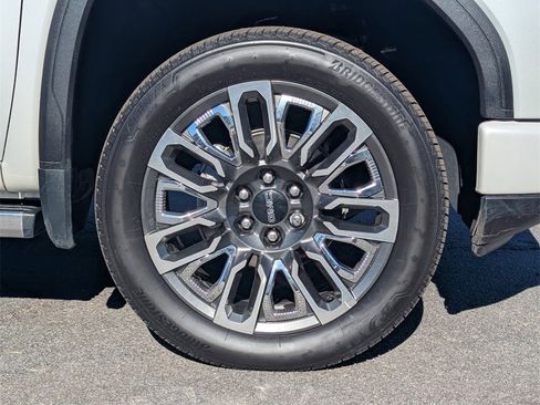 Used 2024 GMC Sierra 1500 Denali Ultimate image 31