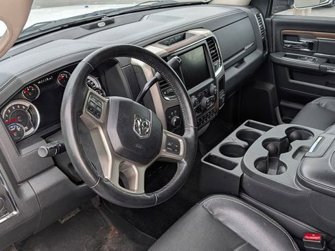 Used 2017 RAM 2500 Laramie image 2