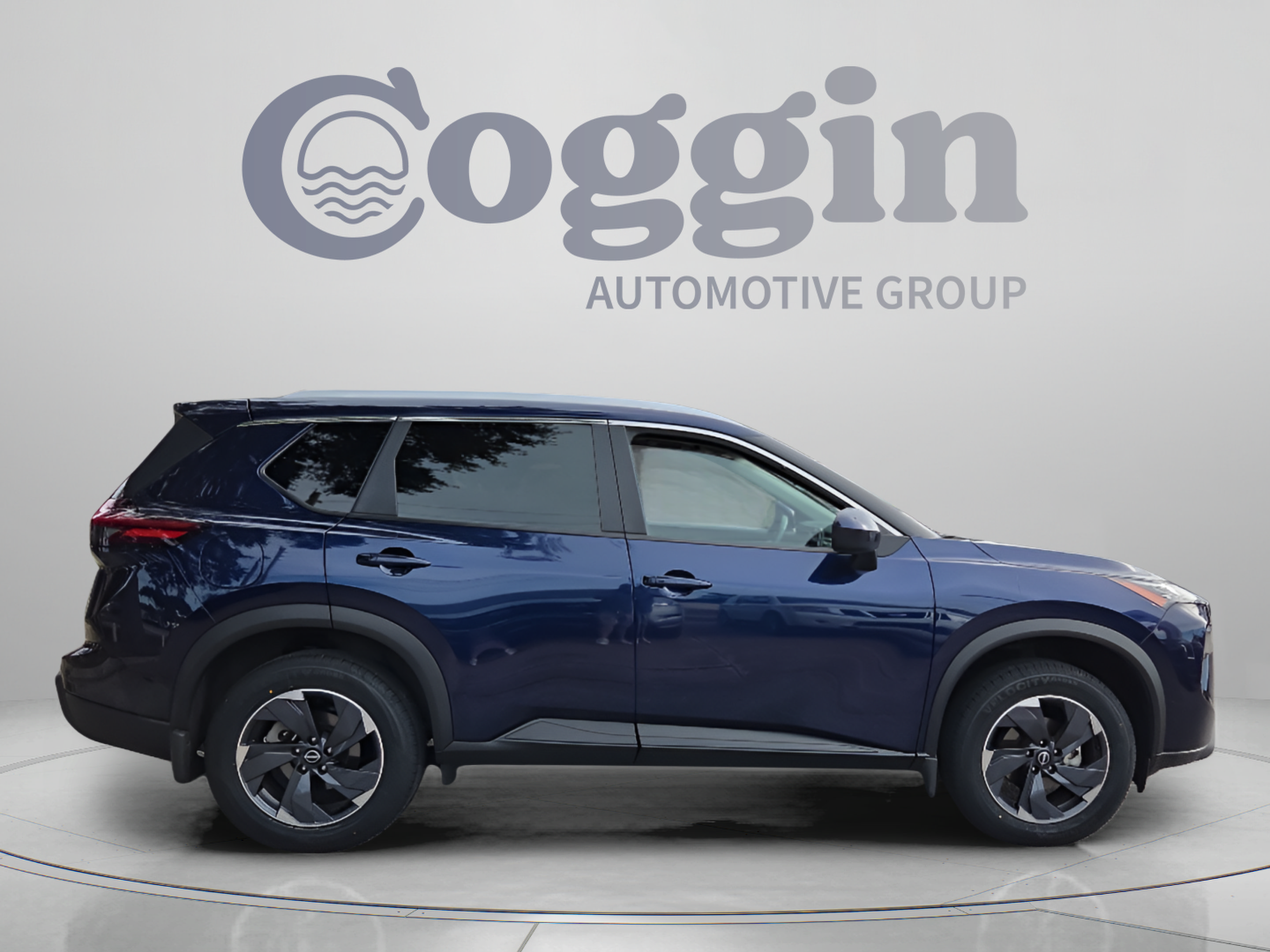 Used 2024 Nissan Rogue SV w/ SV Premium Package AWD/4WD image 6