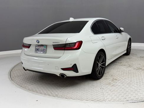 Used 2019 BMW 330i Sedan w/ Premium Package RWD image 9