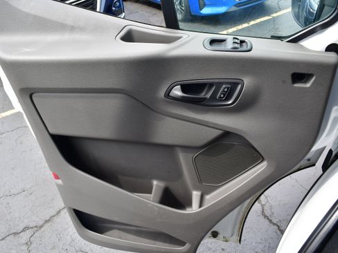 Used 2023 Ford Transit 350 XLT RWD image 17