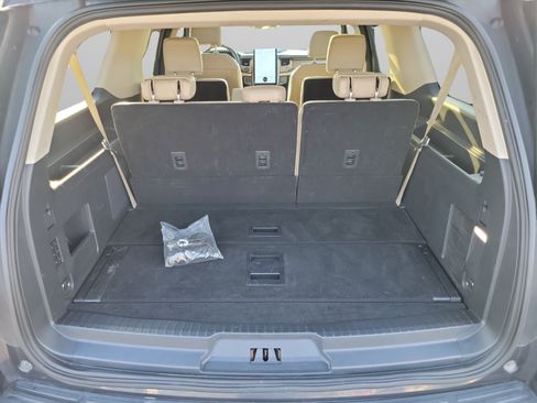 Used 2022 Ford Expedition Max Limited AWD/4WD image 7