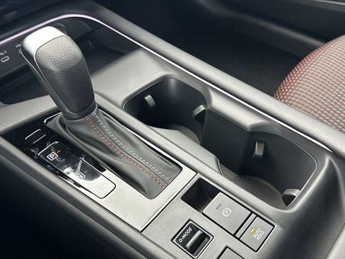 New 2026 Nissan Sentra SR FWD image 19