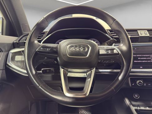 Used 2022 Audi Q3 2.0T Premium Plus w/ Premium Plus Package image 10