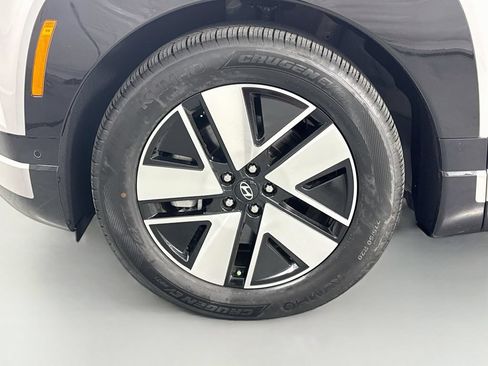Certified 2026 Hyundai Ioniq 9 SEL AWD/4WD image 34