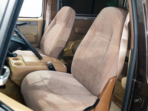Used 1988 Chevrolet Blazer 4WD image 59